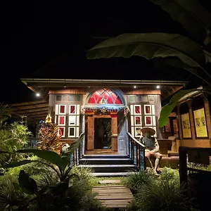 Villa Shangri-lao